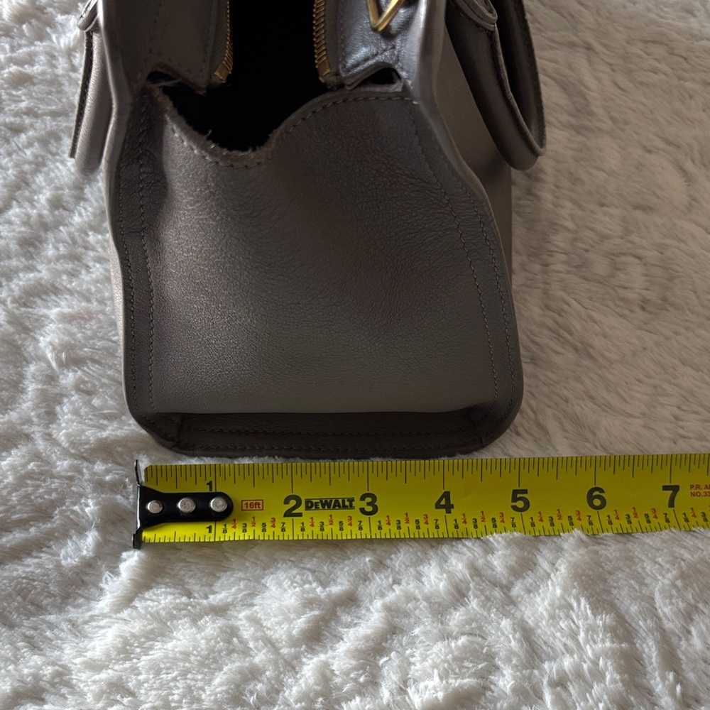 Saint Laurent Cabas Baby in Gray - Picture 13 of 16